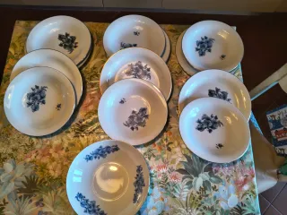 Servizio tavola porcellana decoro blu