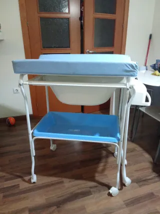 Bañera y cambiador para bebé
