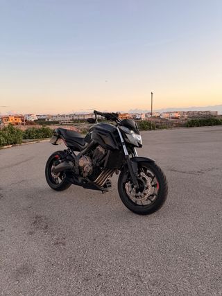 Honda CB650F 2018 naked