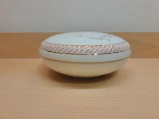 Portagioie vintage di porcellana Laurent