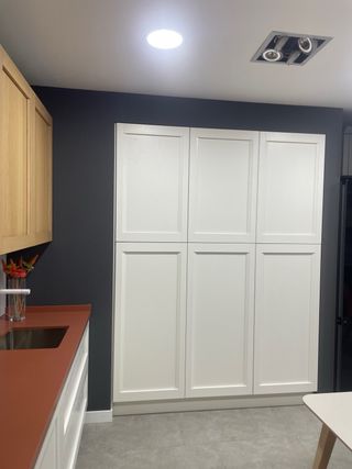 Mobiliario cocina marca Arredo3 Fresno macizo