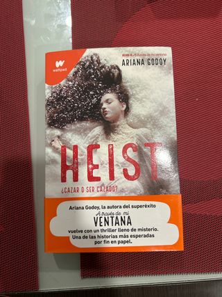 Heist: ¿Cazar o ser cazado? (Spanish Edition) (...