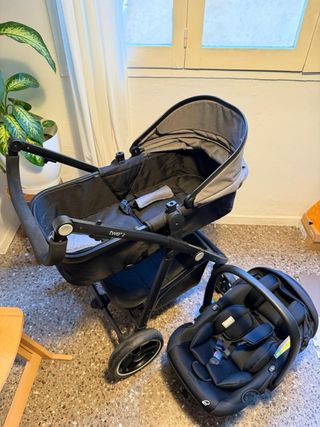 Cochecito bebé y silla coche grupo 0
