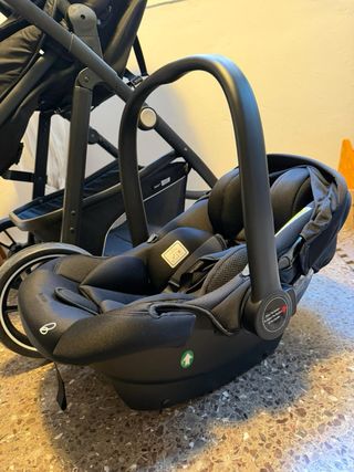 Cochecito bebé y silla coche grupo 0