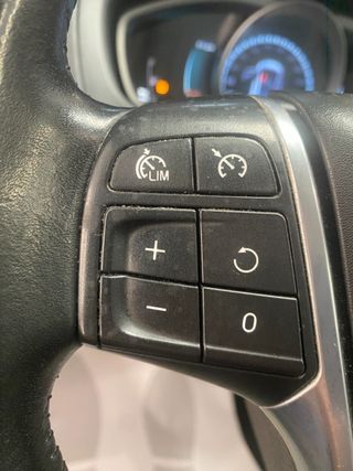 Volvo V40 Cross Country 2.0 D2 Summum