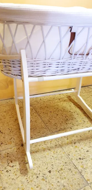 CUNA CON TRANSPORTE INCLUIDO