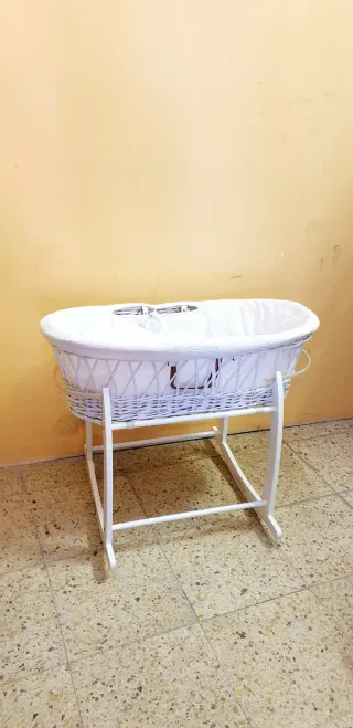 CUNA CON TRANSPORTE INCLUIDO