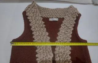 Chaleco Zara punto beige y marrón talla única