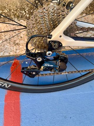 Giant Defy ADV 2 Disc Talla M/L con EXTRAS