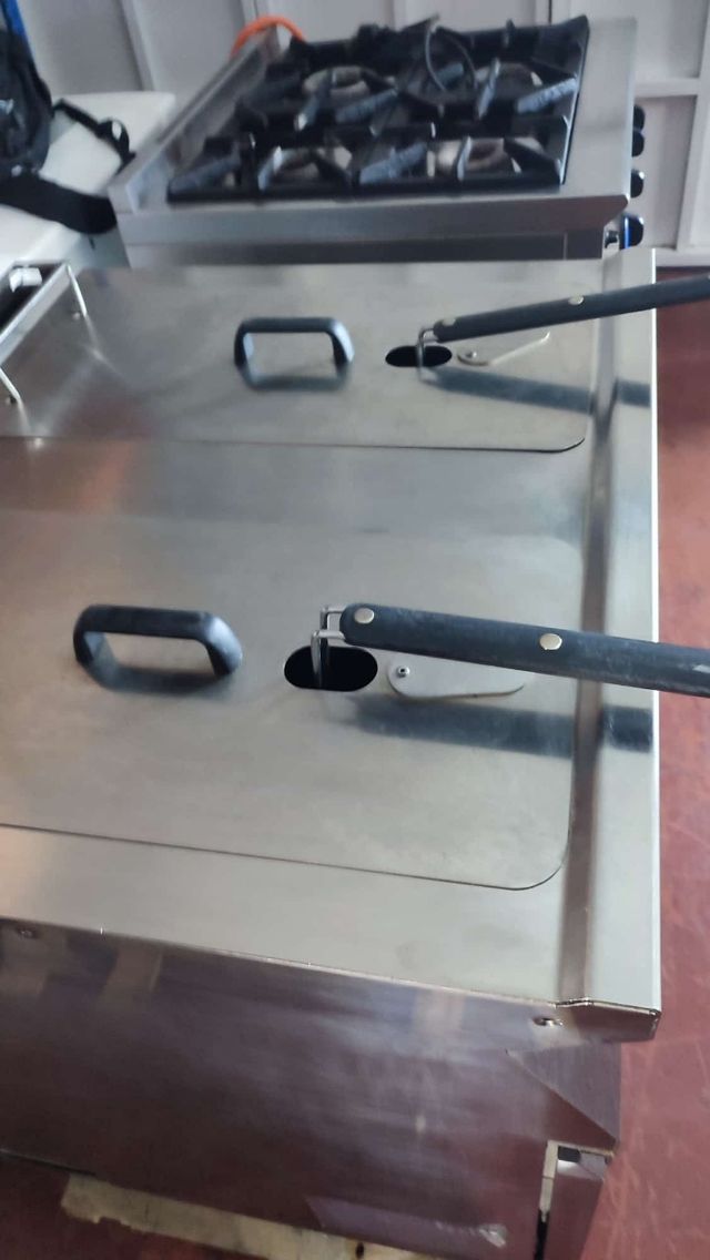 FREIDORA A GAS 15+15Lts MARRENO SEGUNDA