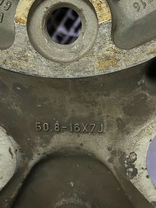 Llanta 16” Jeep Grand Cherokee