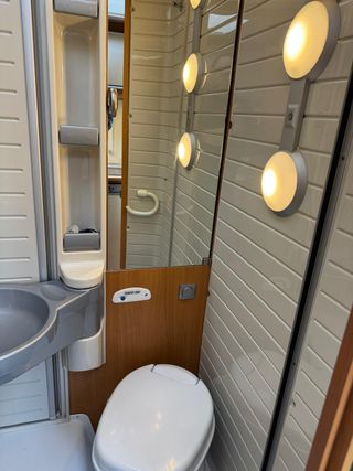 Autocaravana Bürstner Nexxo isla Glp