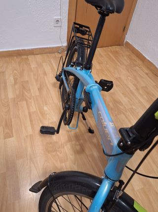 Bicicleta plegable azul