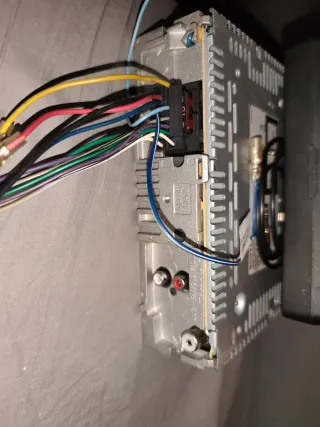 Radio CD Sony GT450U USB Auxiliar,carátula extraib