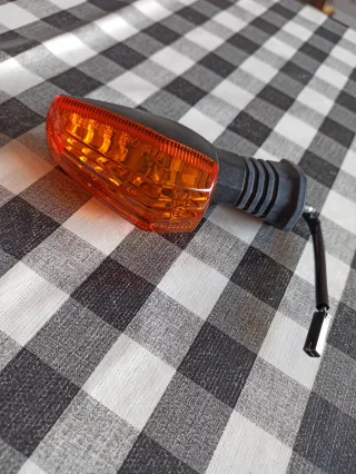 Intermitente Suzuki GSX Trasero Naranja