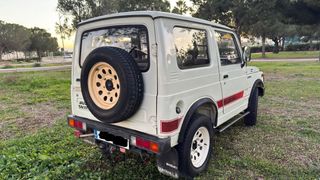 Suzuki Samurai 1985