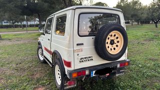 Suzuki Samurai 1985