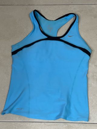 Tops deportivos