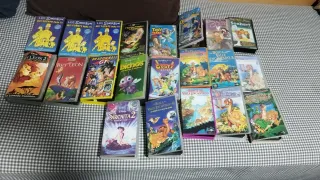 Lote Películas VHS Disney y Dragon Ball dos euros