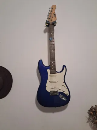 STRATOCASTER AZUL ELÉCTRICO XG