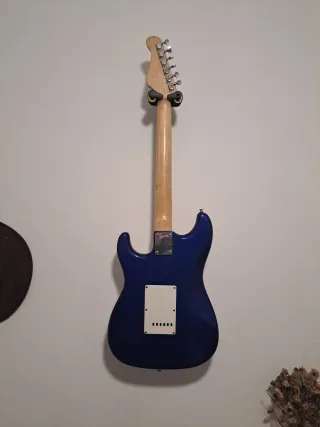 STRATOCASTER AZUL ELÉCTRICO XG