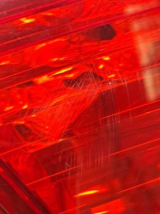 PILOTO TRASERO DERECHO CITROEN C4 BERLINA (4)