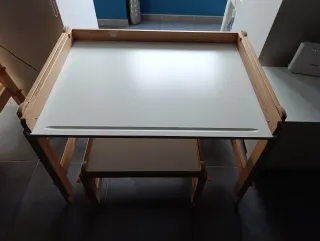 Mesa escritorio infantil Ikea
