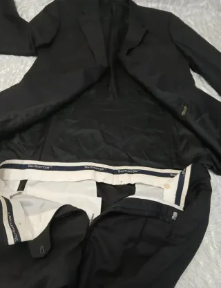 Traje Burberry Negro Hombre