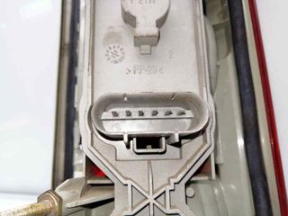 PILOTO TRASERO IZQUIERDO FORD TRANSIT CONNECT (TC7) (2)