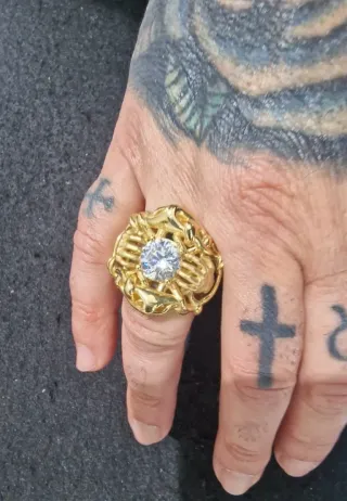 Anillo Oro 18kt con Gran Circonita