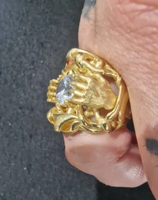 Anillo Oro 18kt con Gran Circonita