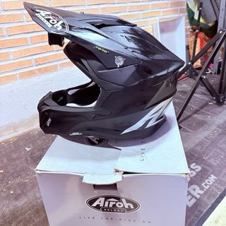 Casco Airoh Strycker Negro Mate talla M