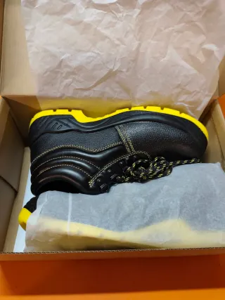 Botas de seguridad VIAT Talla 39