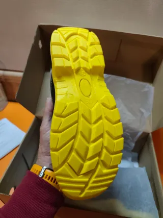Botas de seguridad VIAT Talla 39