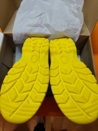 Botas de seguridad VIAT Talla 39