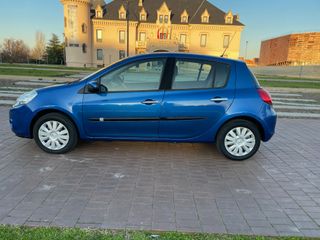 Renault Clio 2010