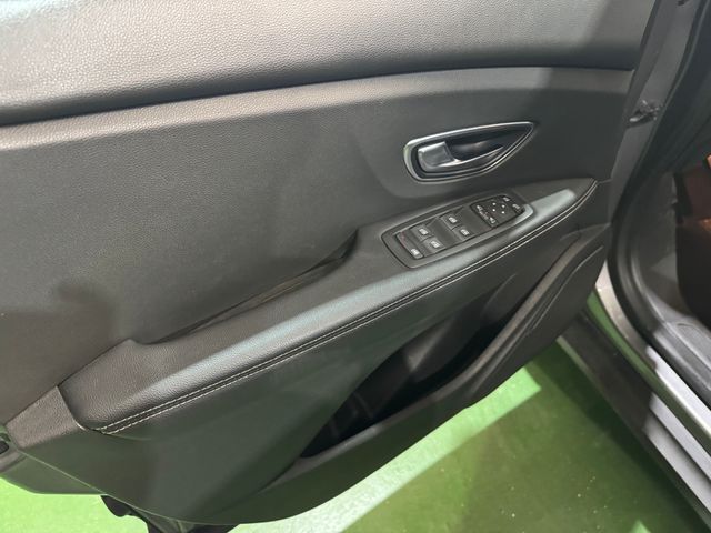 RENAULT Grand Scénic Edition One dCi 81kW 110CV