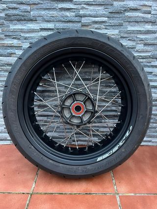 Ruedas KTM 690 SM / GasGas 700 LlantasHusqvarna701