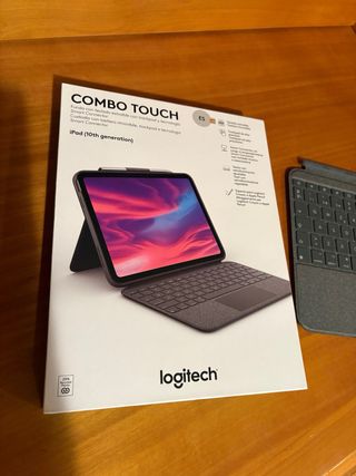 Custodia con tastiera Logitech Combo Touch per iPad 10ª Gen