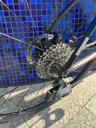 Bicicleta da strada Giant Defy SL (Geo TCR) M-54 Rival AXS Sunweb