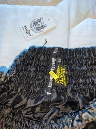 Pantalones Muay Thai Fluory Negros