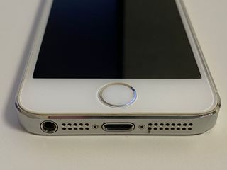 iPhone 5s 16GB Plata ME433Y/A A1457