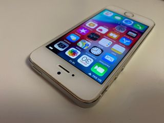 iPhone 5s 16GB Plata ME433Y/A A1457