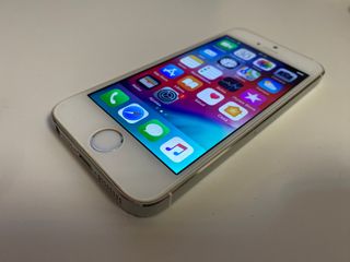 iPhone 5s 16GB Plata ME433Y/A A1457