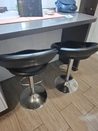 2 Taburetes de Cocina Negros