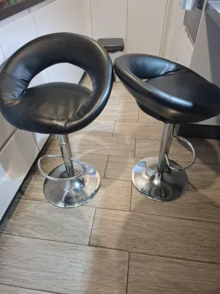 2 Taburetes de Cocina Negros