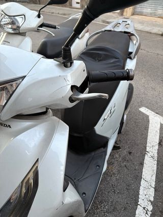 Honda SH 125 accidentada