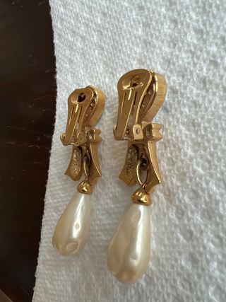 Pendientes Corazón Perla y Esmeralda Dorados