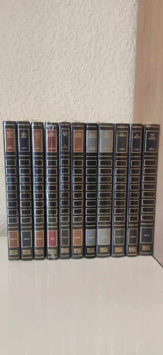 Colección libros estudios marketing economía empre