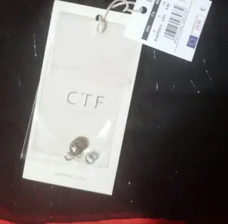 Con etiqueta Top Cortefiel tul